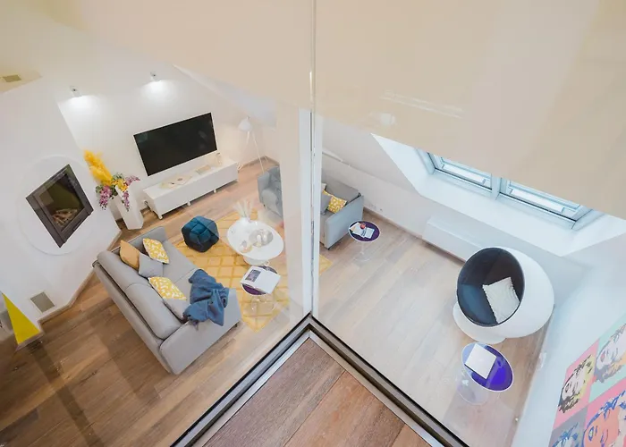 דירה Days - Three-bedroom Loft With Fireplace In Pop-art Style *