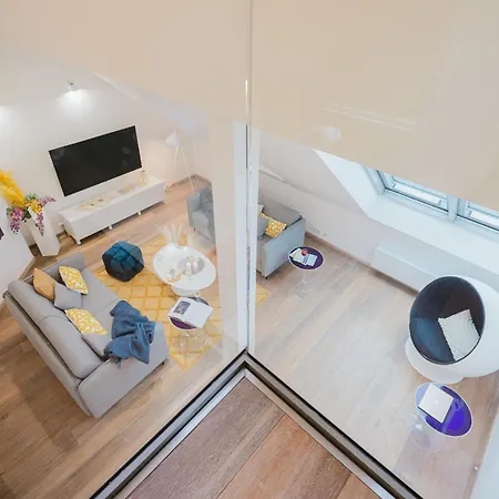 Appartement Days - Three-bedroom Loft With Fireplace In Pop-art Style *